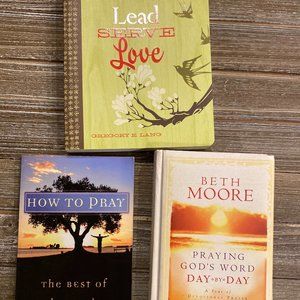 3 Book Bundle - Praying God's Word Beth Moore, How to Pray, Lead to Serve